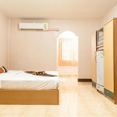 Bangsaen Pn Gold Resort מראה חיצוני תמונה