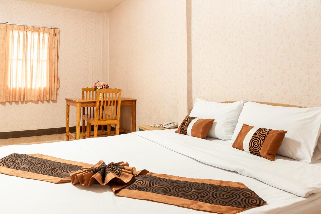 Bangsaen Pn Gold Resort מראה חיצוני תמונה