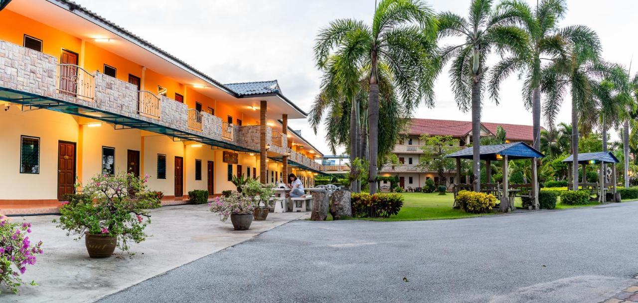 Bangsaen Pn Gold Resort מראה חיצוני תמונה